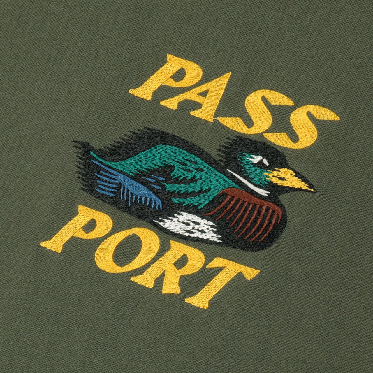 PASSPORT FAST DUCK TEE OLIVE