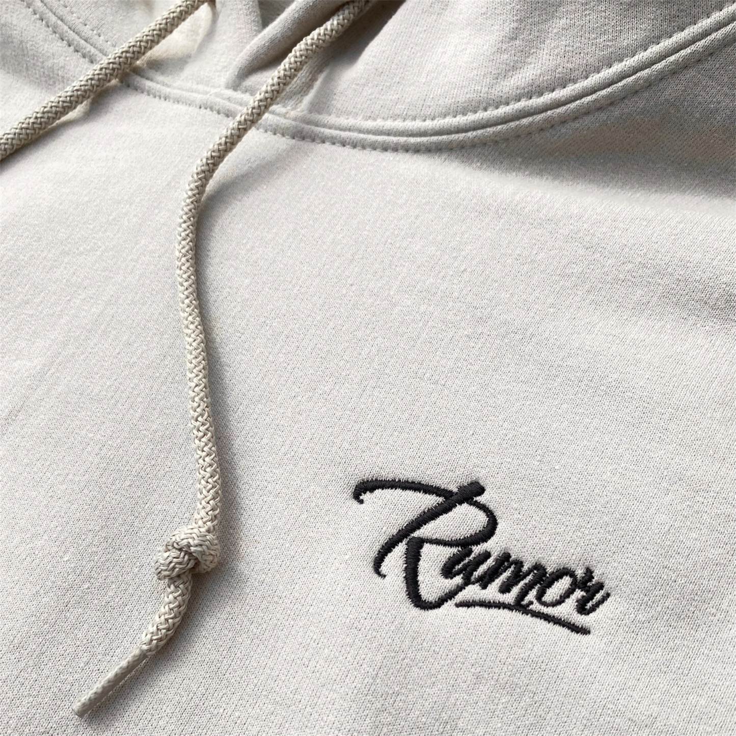 RUMOR SCRIPT HOODIE HOODIE SAND