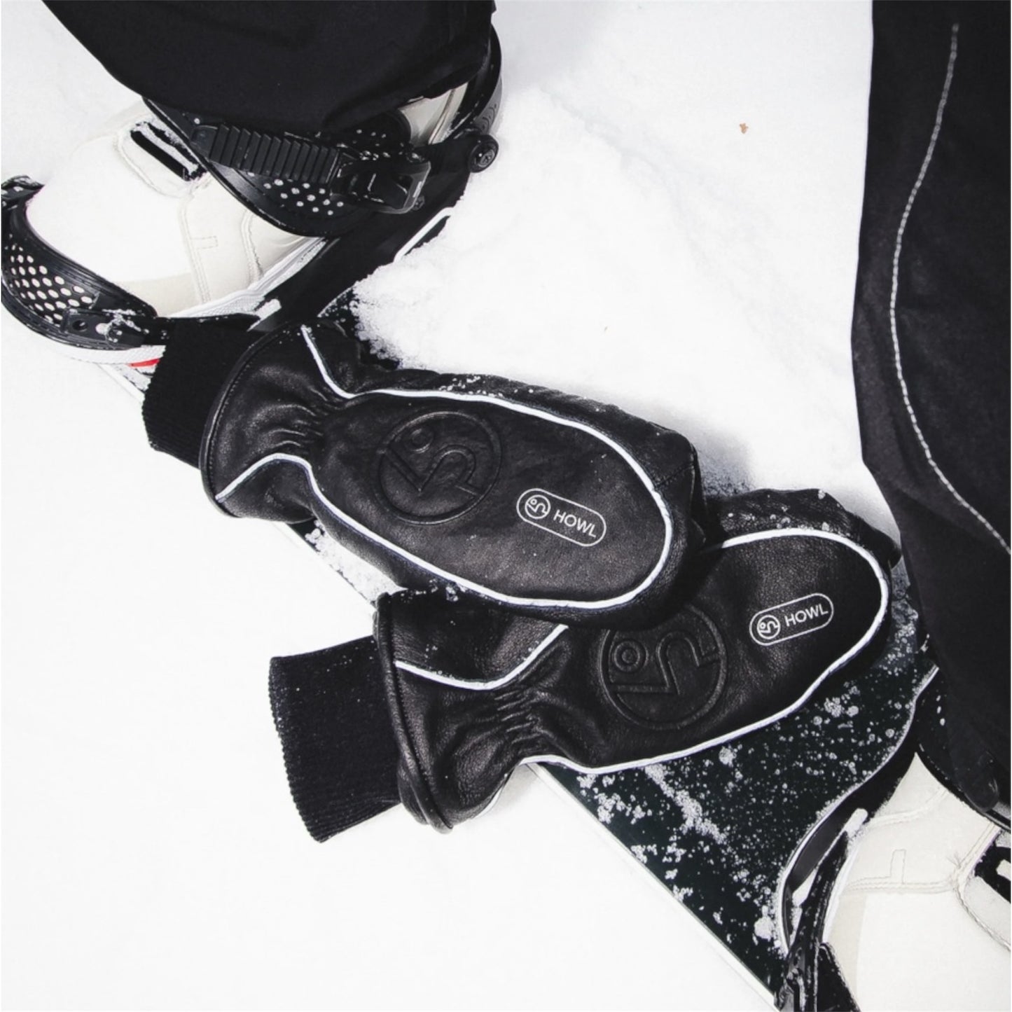 HOWL PUBLIC X HIGHLAND MITT BLACK