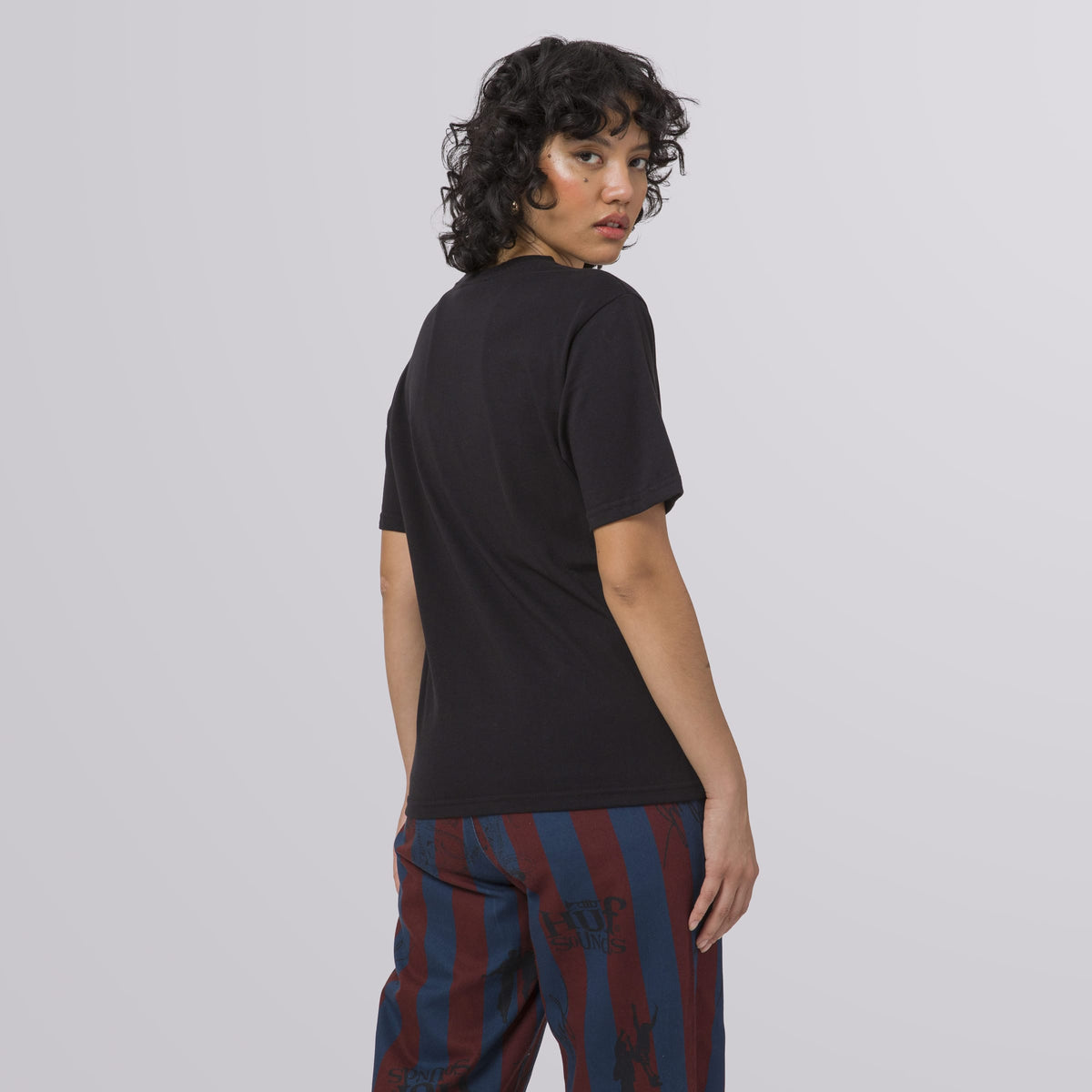 HUF EMBROIDERED TRIPLE TRIANGLE SHORT SLEEVE RELAX BLACK