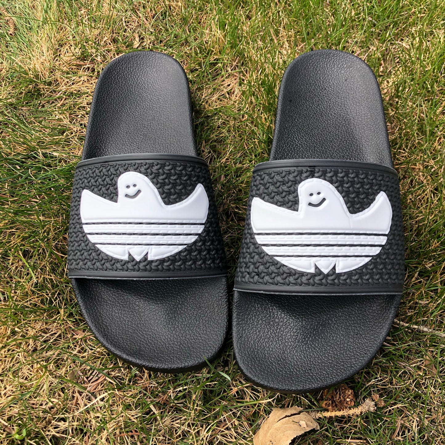 ADIDAS SHMOO FOIL SLIDES