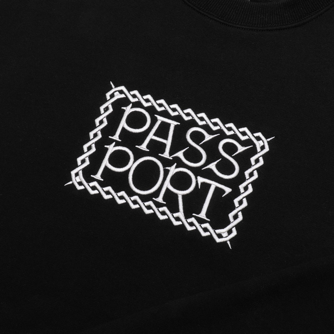 PASSPORT INVASIVE EMBROIDERED SWEATER BLACK