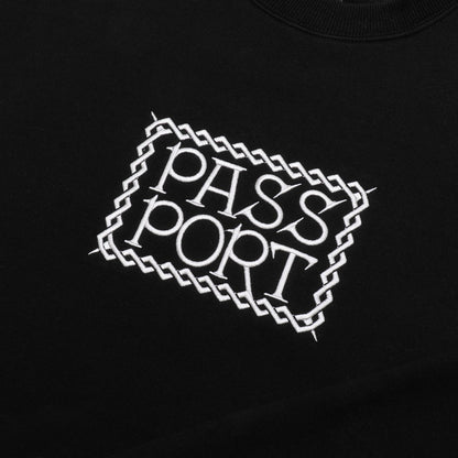 PULL BRODÉ PASSEPORT INVASIF NOIR