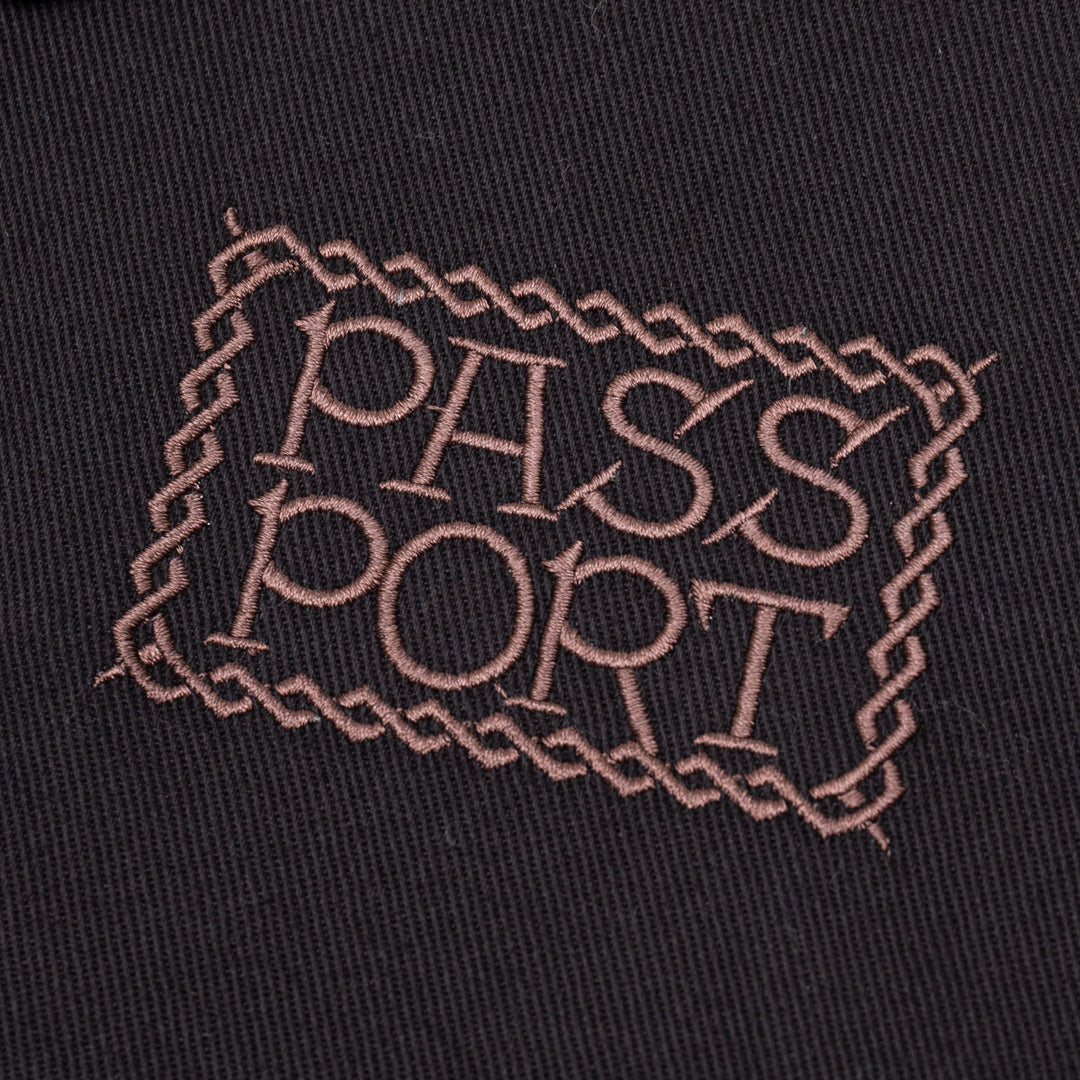 PASSPORT INVASIVE LOGO YARD JACKET BLACK