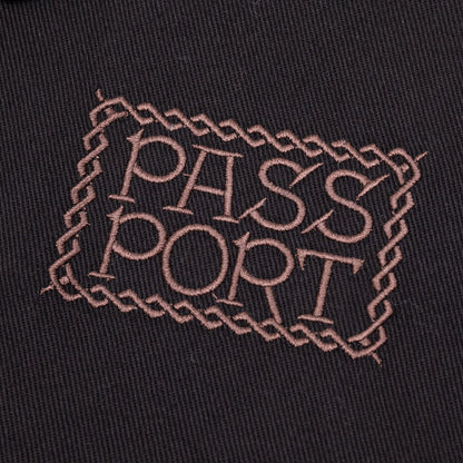 PASSPORT INVASIVE LOGO YARD JACKET BLACK