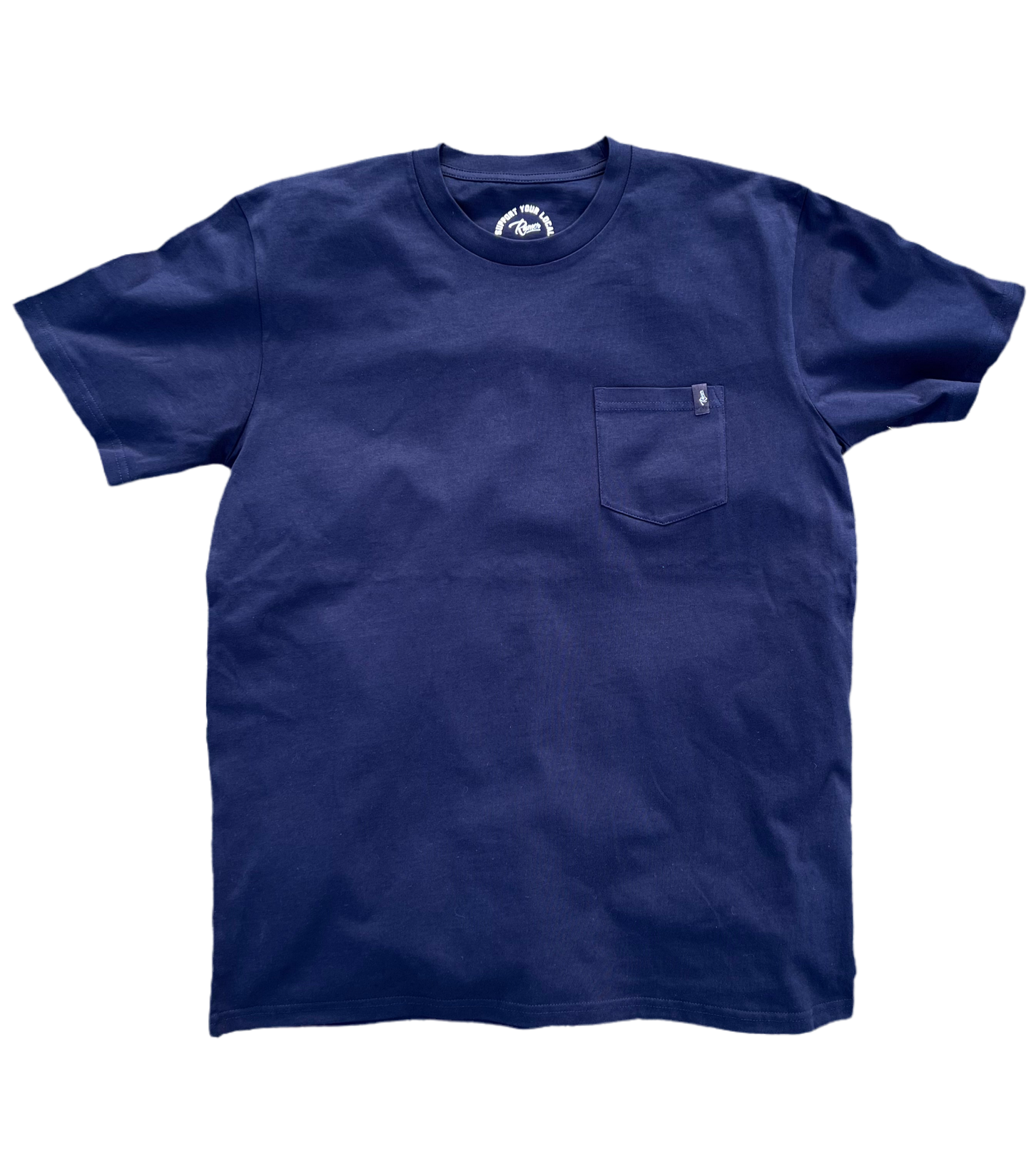 RUMOR LABEL POCKET TEE NAVY