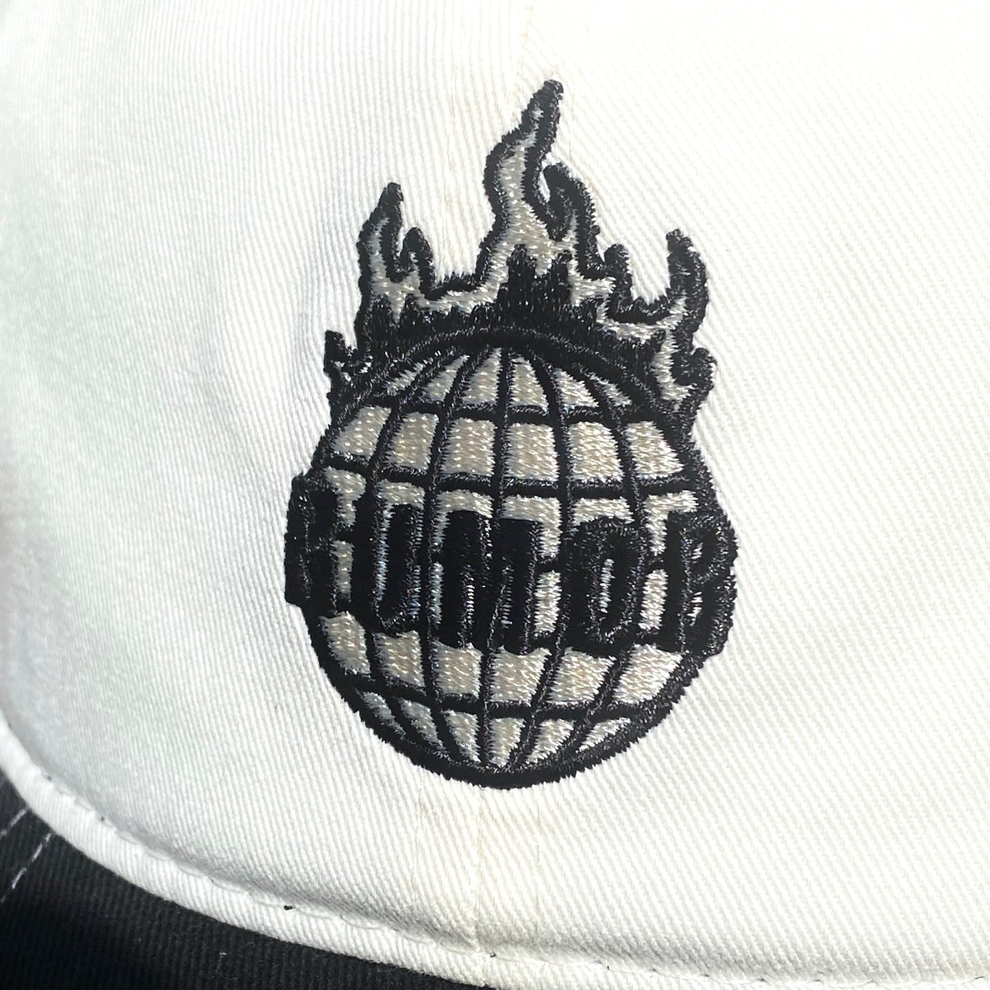 RUMOR BURNING WORLD CREAM BLACK HAT
