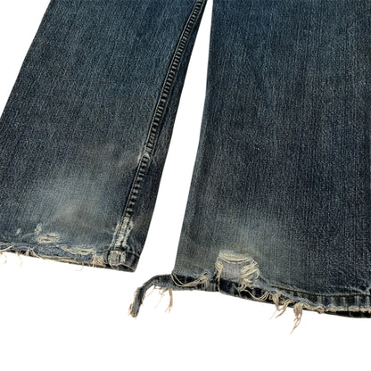 INDEPENDENT TRUCK COMPANY DISTRESSED FADED BLUE JEANS