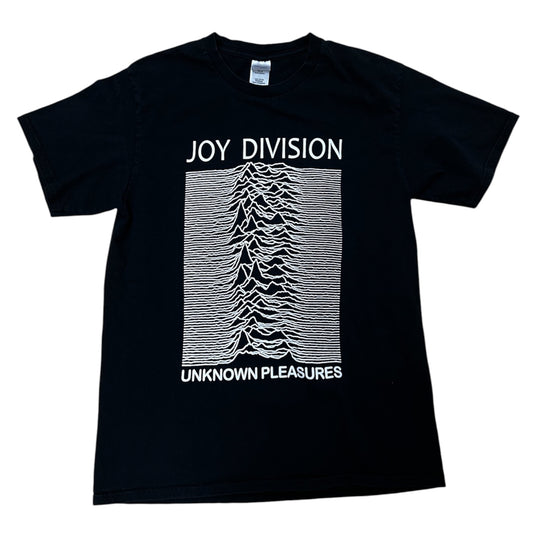 JOY DIVISION “UNKNOWN PLEASURES” BAND TEE BLACK