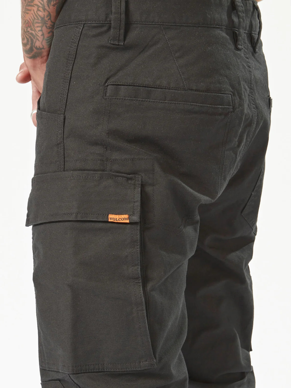 PANTALON VOLCOM CALIPER CUFF NOIR