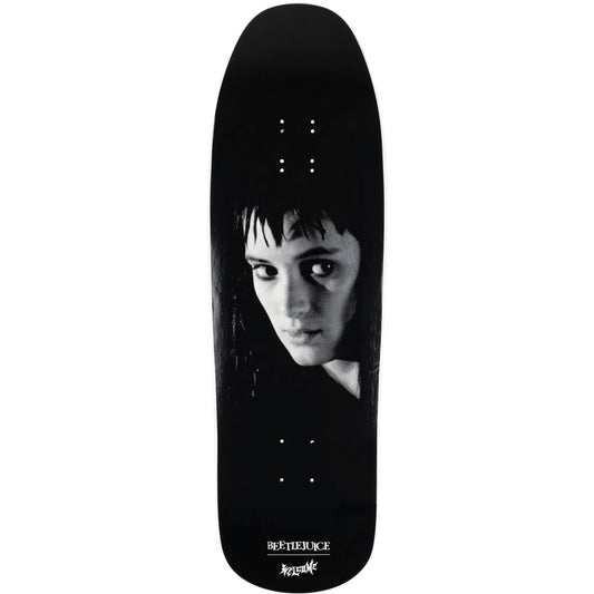 WELCOME X BEETLEJUICE LYDIA DECK BLACK WHITE DIP 9.6