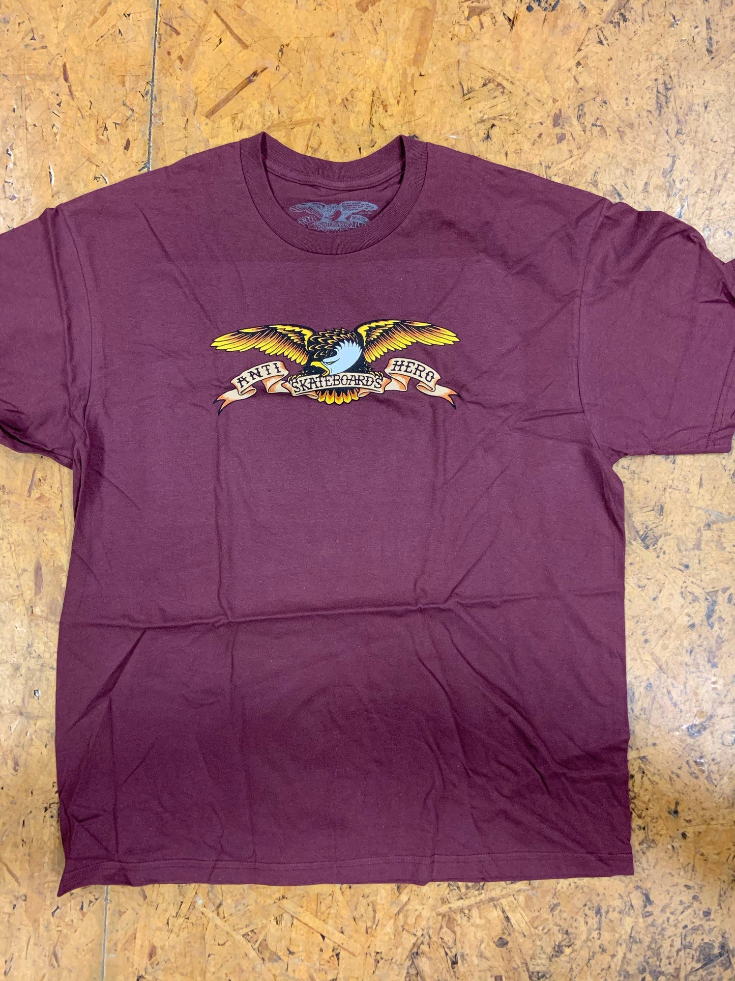 TEE SS ANTI HERO EAGLE MARRON