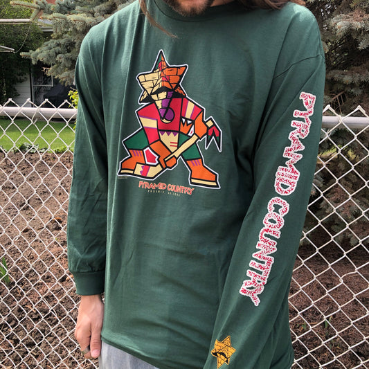 PYRAMID COUNTRY COYOTE THE TRICKSTER LONGSLEEVE TEE FOREST GREEN