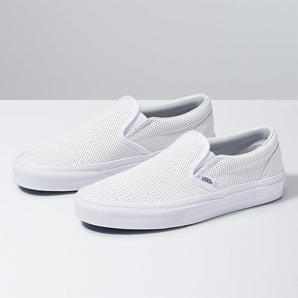 Used white best sale slip on vans