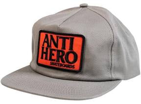 SNAPBACK ANTI HERO RESERVE CHARBON/ROUGE